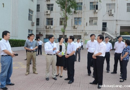 省委常委、市委书记吴天君一行来我校参观考