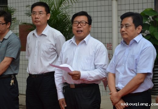 支德银校长致欢迎词