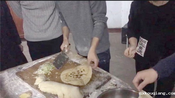 葱花饼.jpg
