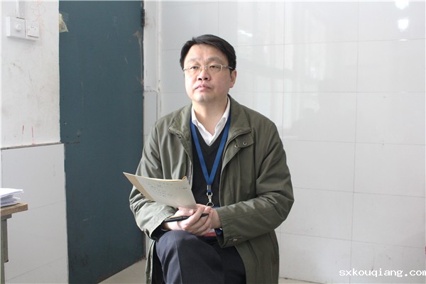 1 张凯书记听课.jpg