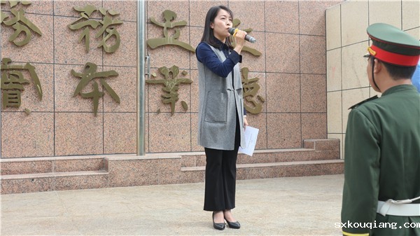 1张丽君主任进行“国家安全日”教育宣导.jpg