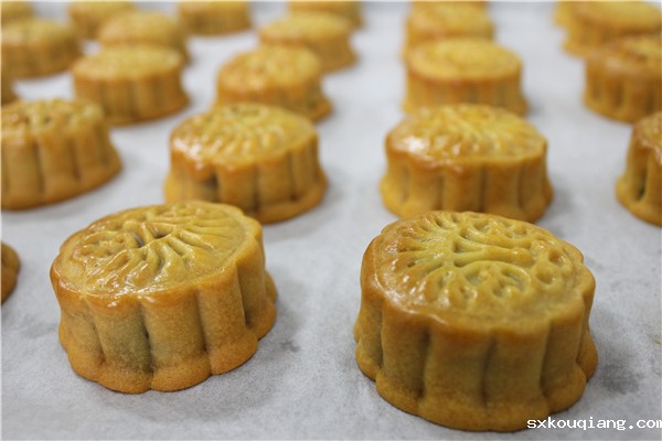 11 新鲜出炉 喷香诱人.jpg